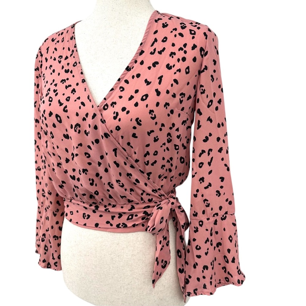 DIVIDED by H&M Pink Leopard Print Wrap Crop Top Bell Sleeves Women's Size‎ 2